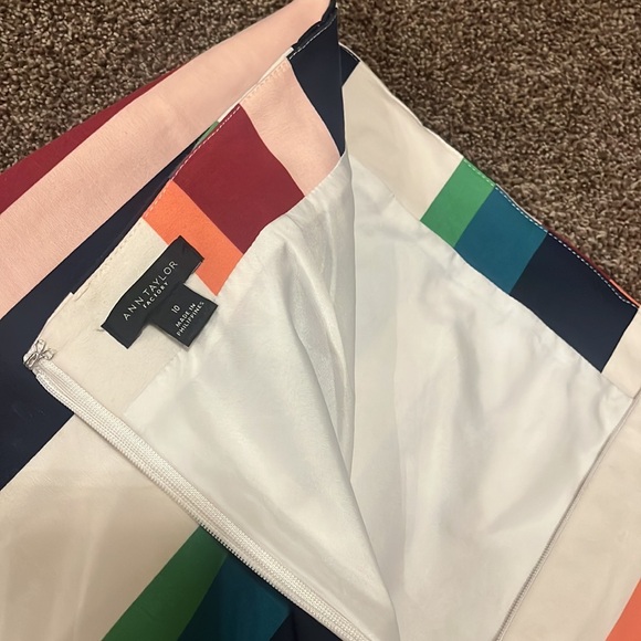 Bundle! All are size 10! 4 are Ann Taylor, 1 is LOFT. All in great condition! - Picture 10 of 16